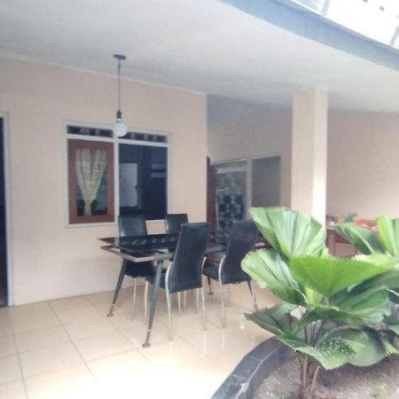 Sadana Villahouse Ngadinegaran Yogyakarta Luaran gambar